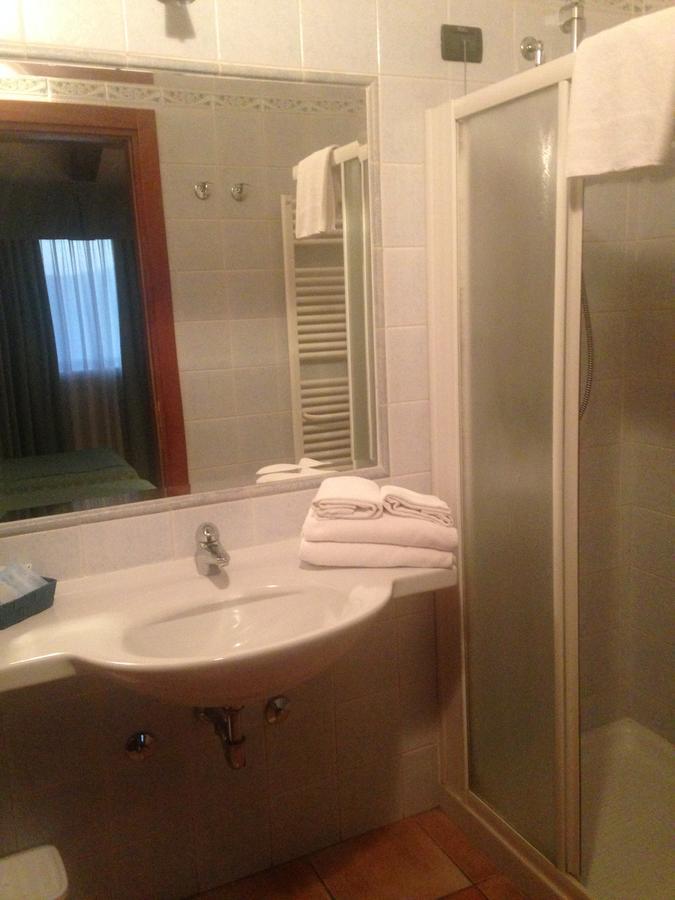 Hotel Conte Luna Bologna Buitenkant foto